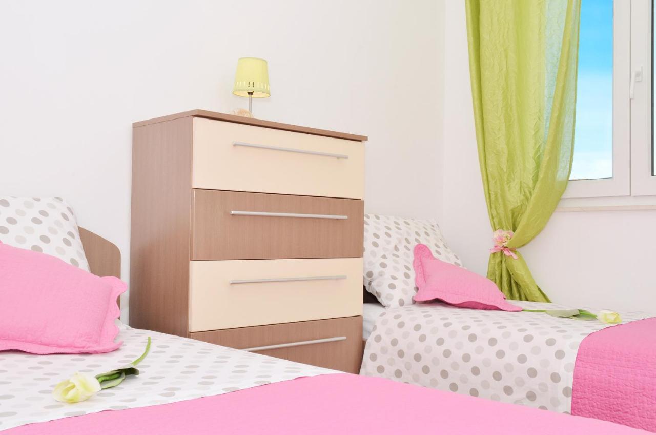 Apartmani Basic Rogoznica Rogoznica  Esterno foto